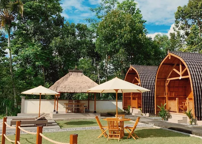 Besakih Homestay & Villa