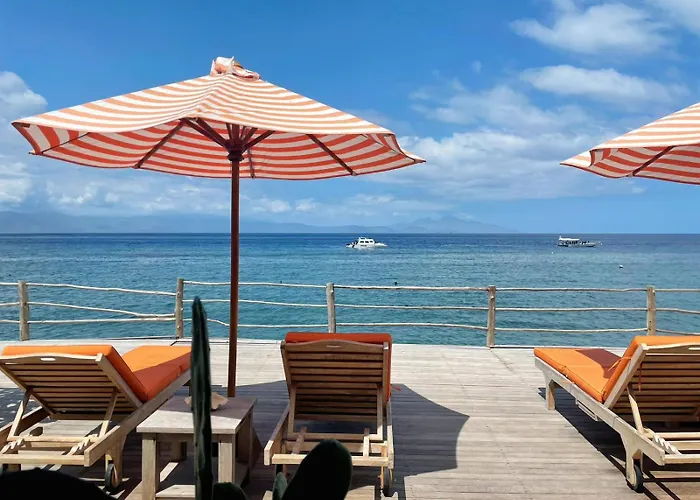 Vns Beachfront Guesthouse