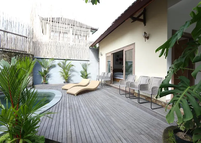 Oasis: Central Ubud - Casa Tepi Kali 2