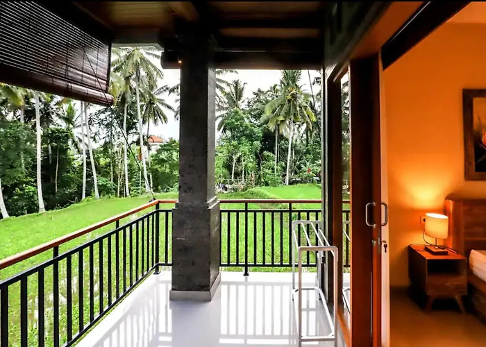 Harmony House 8: Rice Field View Room 2 Min Center