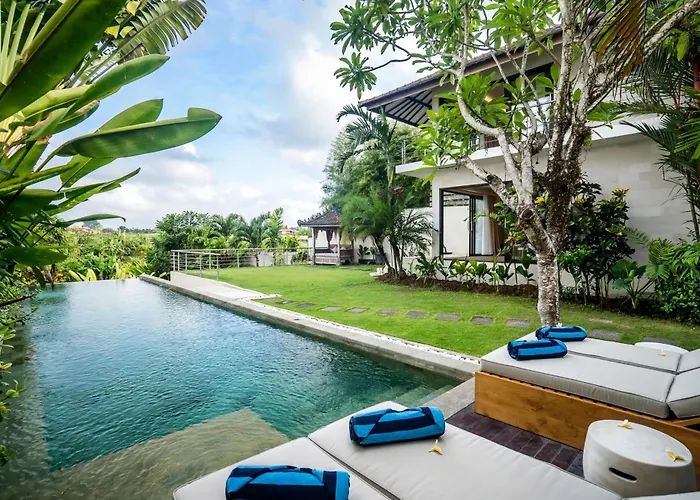 Villa Isolotto By Balisuperhost