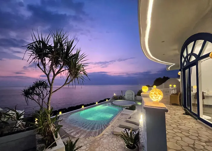 Stella Maris Oceanfront Retreat