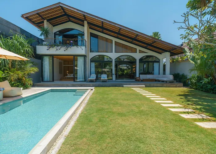 Casa Donilo - 4Br Designer Villa In Canggu