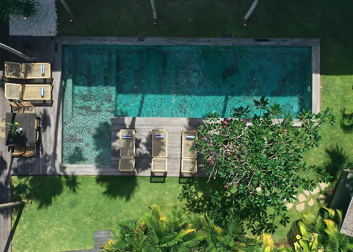 Villa Lileo - Stunning & Bright Luxury 4Br Villa 5 Minutes To Berawa Canggu, Perfect For A Relaxing Getaway