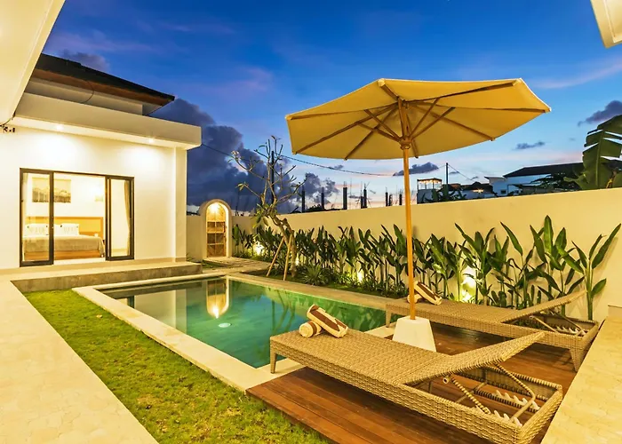 Villa Celestial Brand New Enchanting 2 Bedroom With Aircon Living Canggu