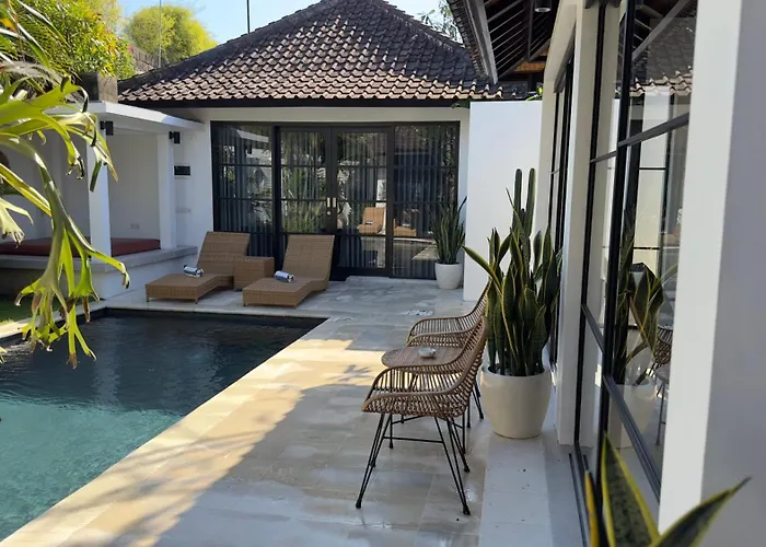 The Kon'S Villa Bali Seminyak