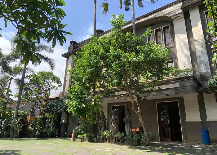 Nirwana Suites