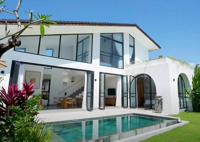 2Bdr Villa