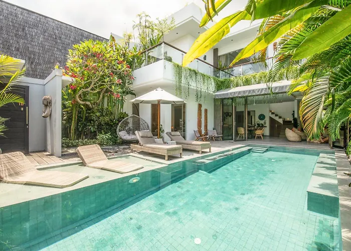 Exquisite 4Br Haven, 5Min Stroll To Beach Canggu