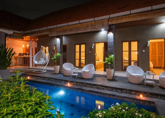 Luxurioese Poolvilla In Canggu Perfekt Fuer Entspannung Und Tropenflair