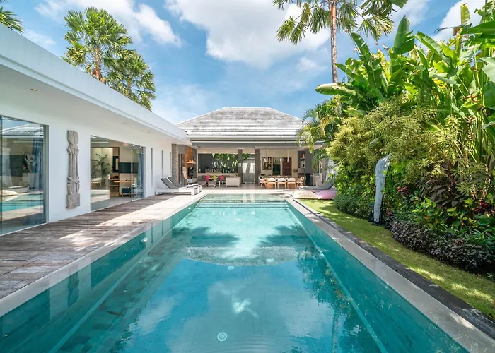 Villa Sawah - 3Bd In Seminyak Center