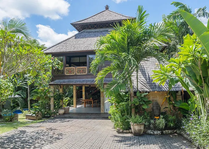 The Retreat Private Villa Bingin Beach