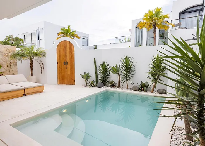 Las Casas Villa Canggu - Private Pool -