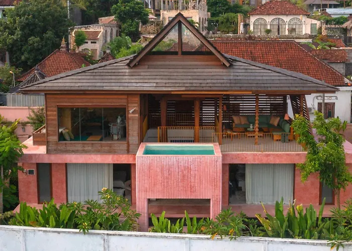 Kado Kubu Modern Tropical 2Br Pink Villa With Sky Pool With Ocean Views In Uluwatu