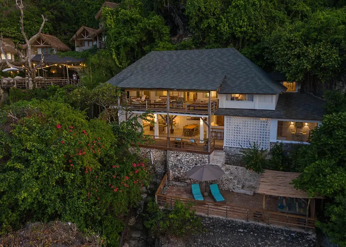 Villa Ayunan 3 Bedroom On Bingin Beach