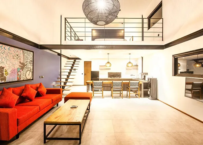 Contemporary Loft 200M From Canggu Shoreline
