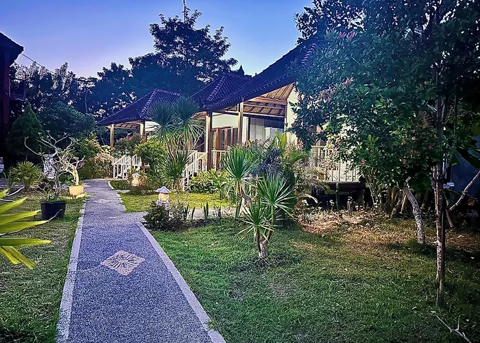 D Mas Huts Lembongan