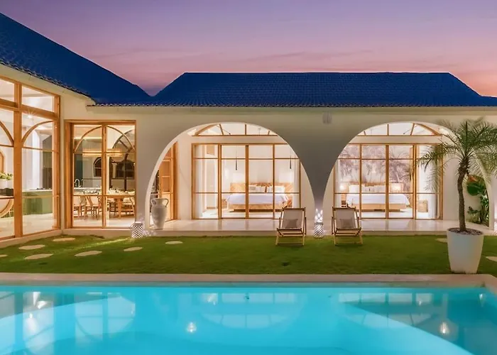 Villa Kanopi Luxurious 3Br Villa With Pool And Quick Beach Access