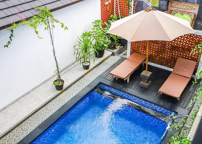 White Blue House 3 - Pvt Room, Shared Pool&Kitchen