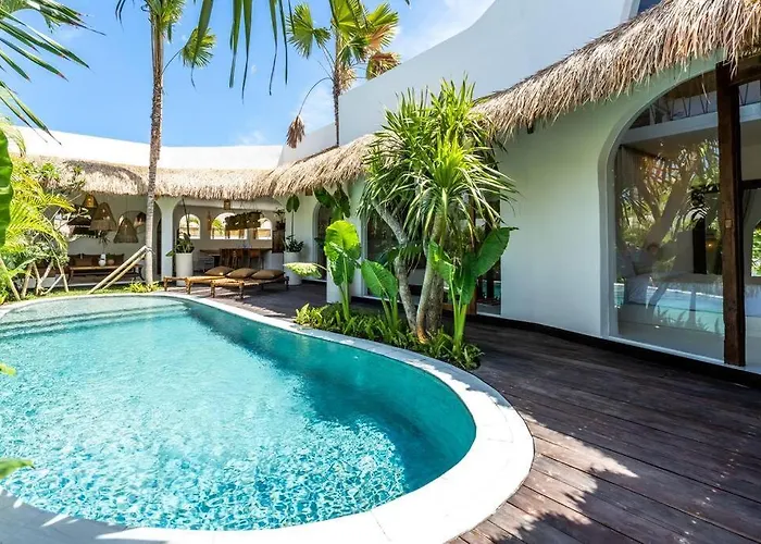 Villa Lilibelle, Balinese Villa 4Br With Mezzanine
