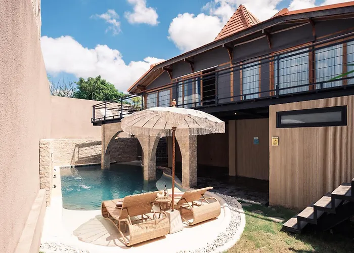 Joglo Adore, 3-Br Villa, Private Pool