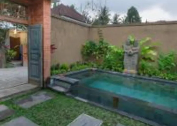 Red Lily Villa