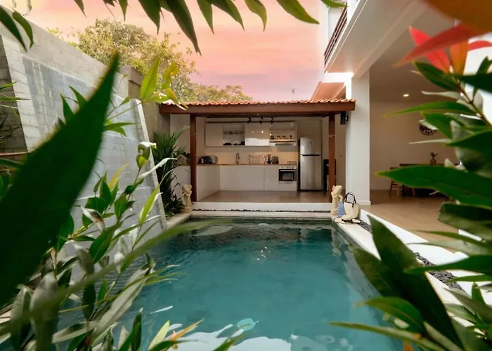 Villa Nusa Dua 4 Bedroom - Pool, 3 Bathrooms