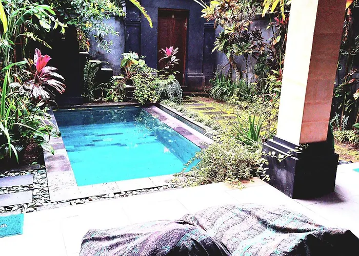Sari House Ubud Villa