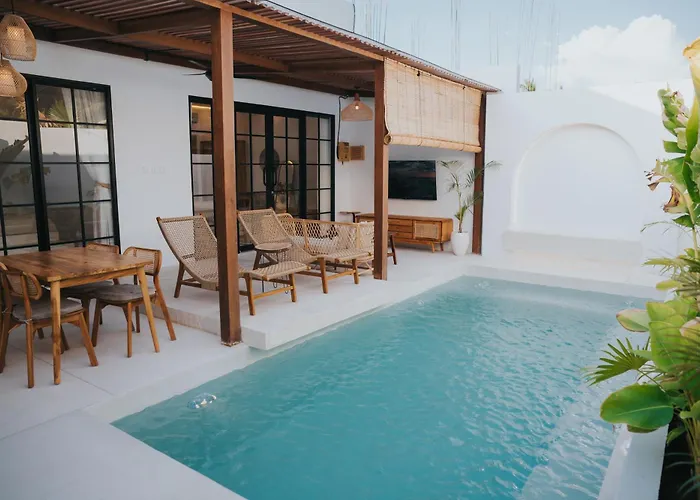 Brandon Villa Lovina With Private Pool