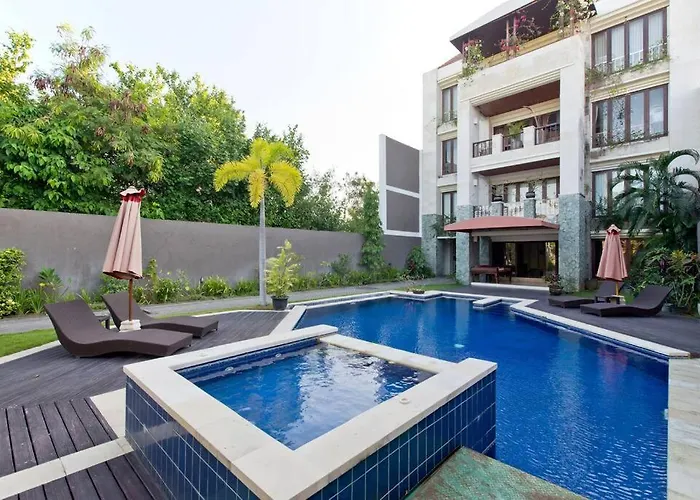 Regency Apartment, 2 Bedrooms Quiet & Central Seminyak