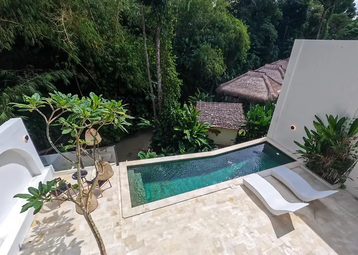 2Br Villa Sand With Pool, River View In Canggu