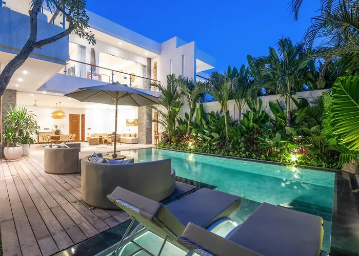 Coastal Elegance 4Br Villa, 400M To Finns