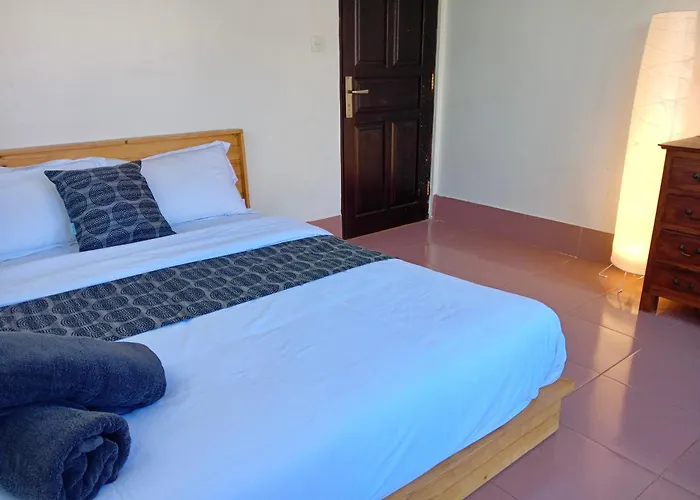 Mama Mega Homestay