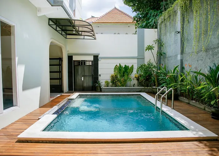 Villa Majapahit Kuta 5 Bedrooms