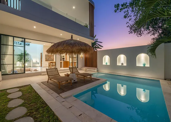 Villa Yuri - Stylish And Tropical Oasis 2Br Villa In Canggu