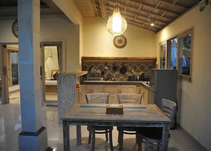 Ampi House