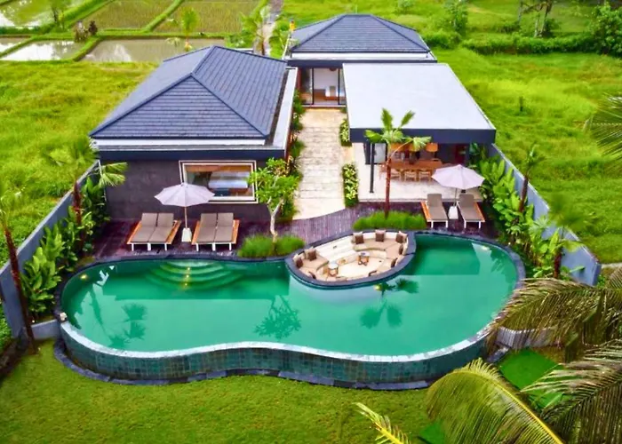 Lituhayu 5 Bedroom Private Pool Villa Zn210