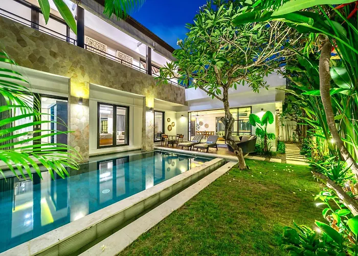 Nelayan Garden Villa Exquisite 3 Bedroom Canggu 600 Meter From Beach
