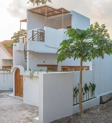 Casa Solera Brand New 2 Bedroom Villa In Babakan