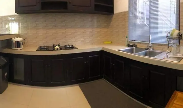 Suweg Guest House 3 Bed Room