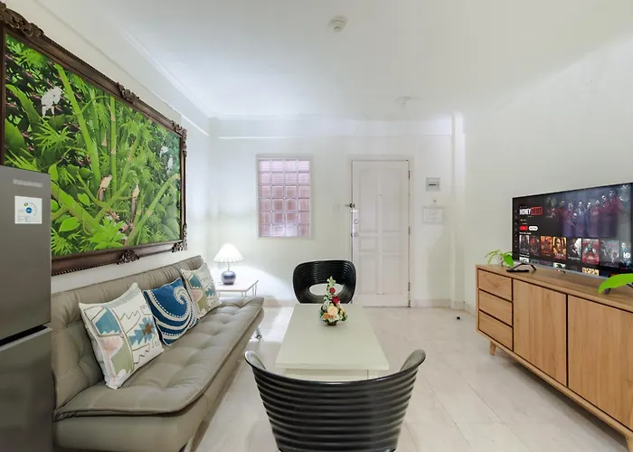 Private Apartment 6244 At Jayakarta Residence