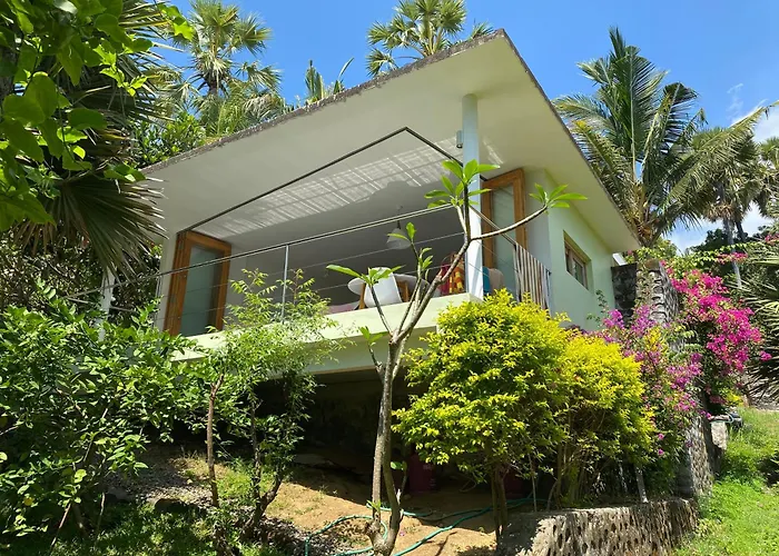 Green Villa Sambirenteng
