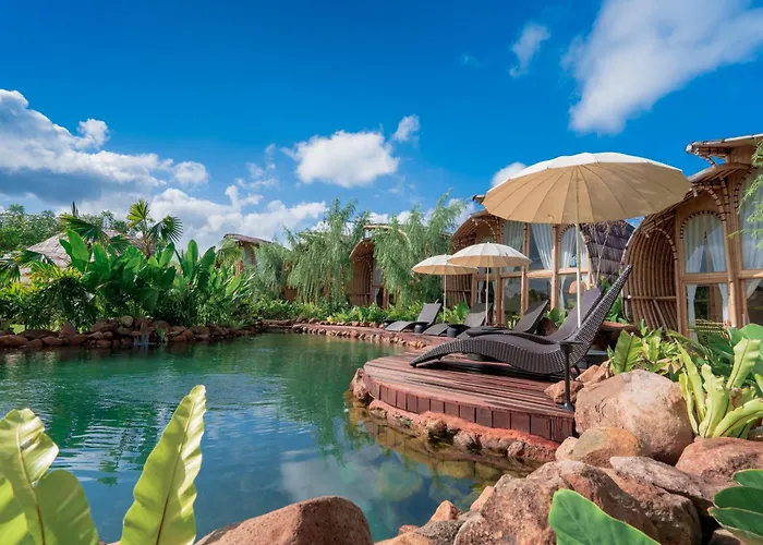 Curve Villas Boutique Resort