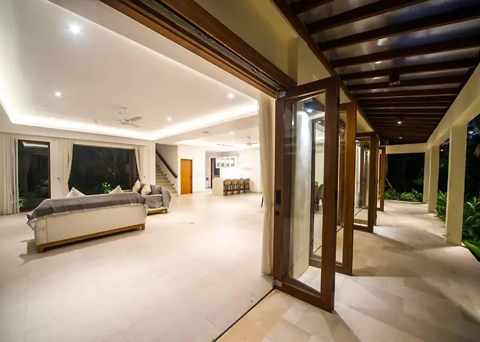 Luxury Bella Vista Villa