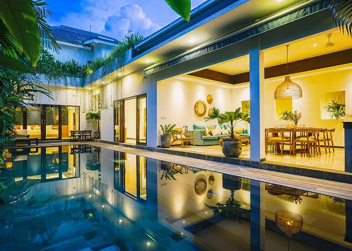 Frangipani Villa Jingga At Berawa