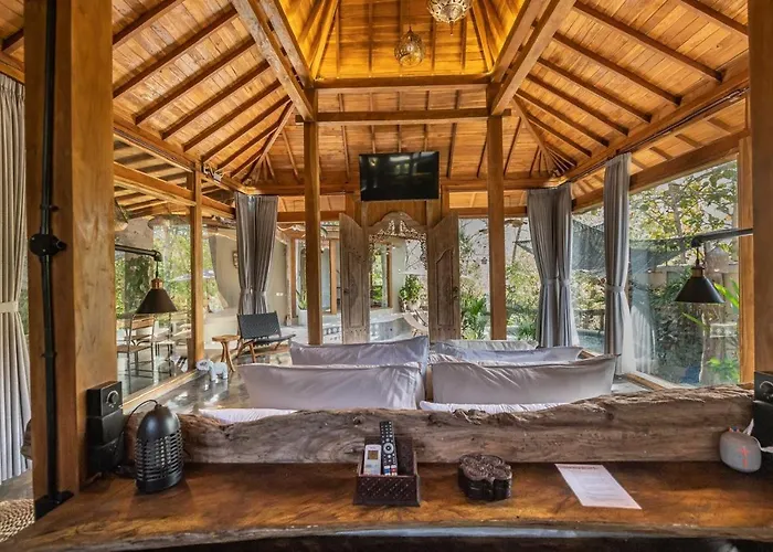 Villa Capung Padang Padang