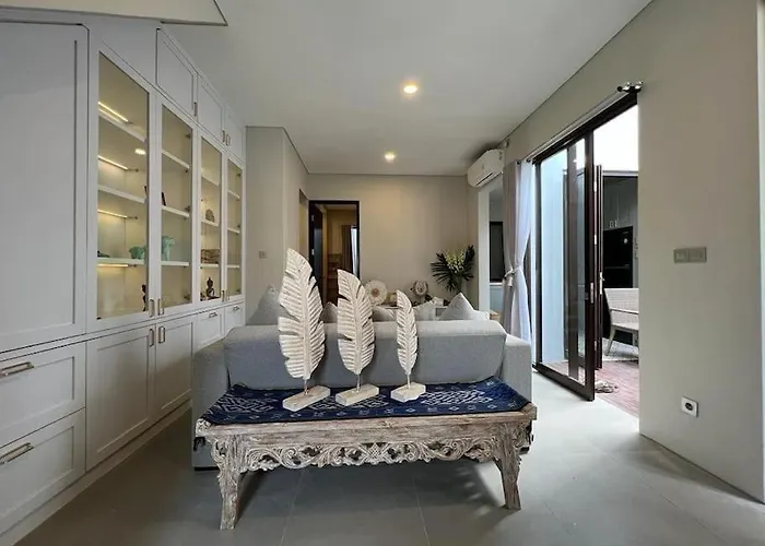 Damara House