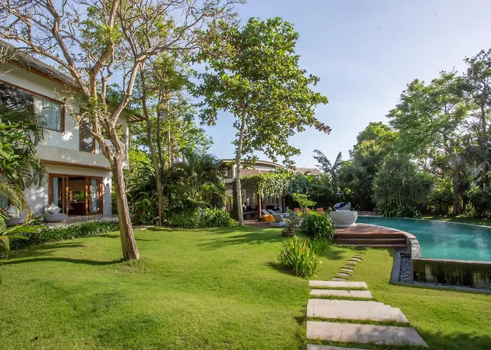 Breezy And Tranquil Atmsophere 5 Bed Villa