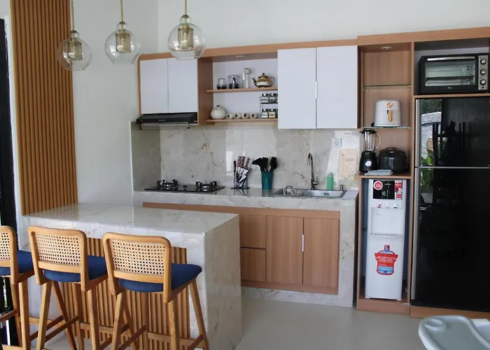 Layana Nusa Villa