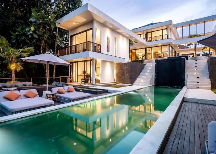 Gorgeous 6 Bedroom Jungle Villa Ubud Centre Cyn